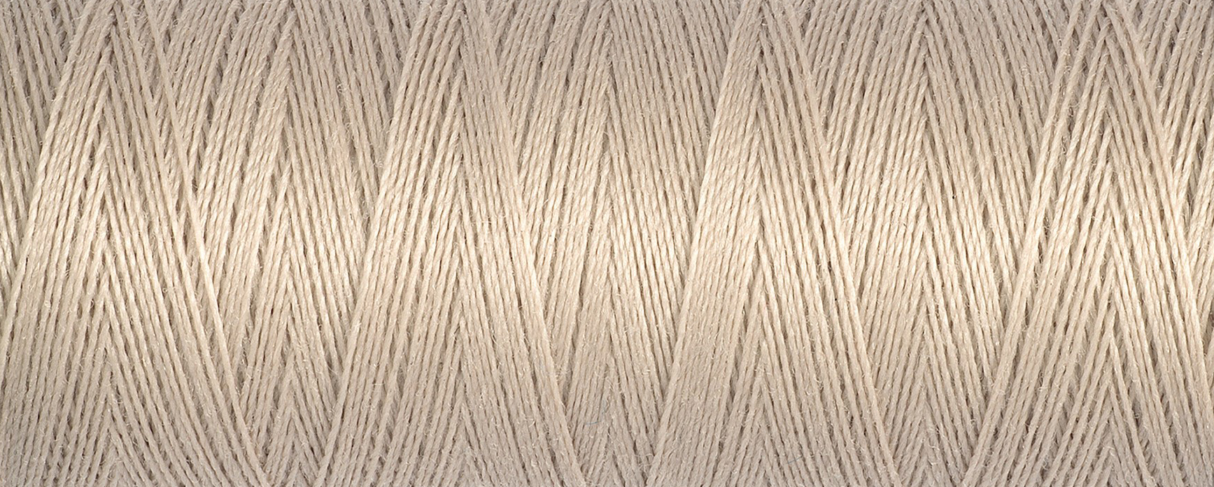 Pure Silk 100m - #722 - Image 2